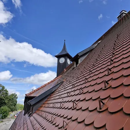 Frisch Renovierte Bis 6 Personen In Historischem Baudenkmal