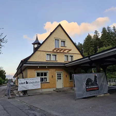 Frisch Renovierte Bis 6 Personen In Historischem Baudenkmal *